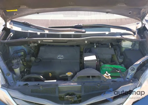 2014 Toyota Sienna Xle V6 8 Passenger from USA, damaged, VIN 5TDYK3DC3ES424795